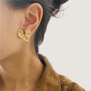 Geometric Minimalist Stud Earrings – Lightweight Statement Earrings for Women